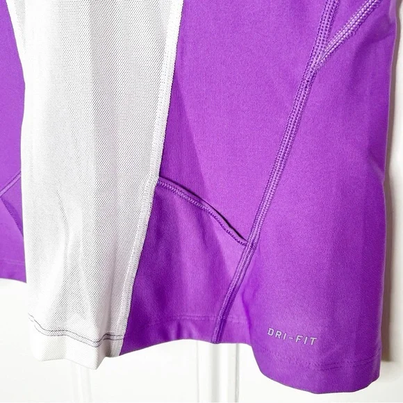 NWT Nike Purple Racerback Tank Top with Built in Bra Size Large Running - Picture 5 of 8